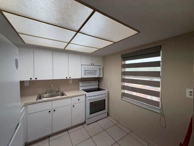 SANDALFOOT SQUIRE CONDO - Residential Lease