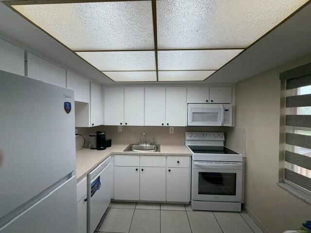 SANDALFOOT SQUIRE CONDO - Residential Lease