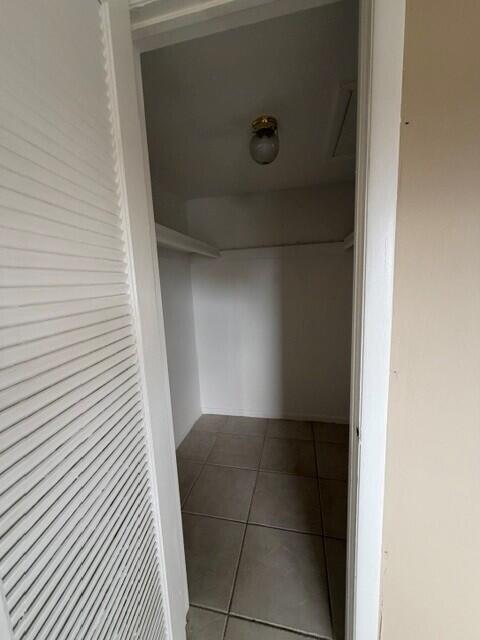 SANDALFOOT SQUIRE CONDO - Residential Lease