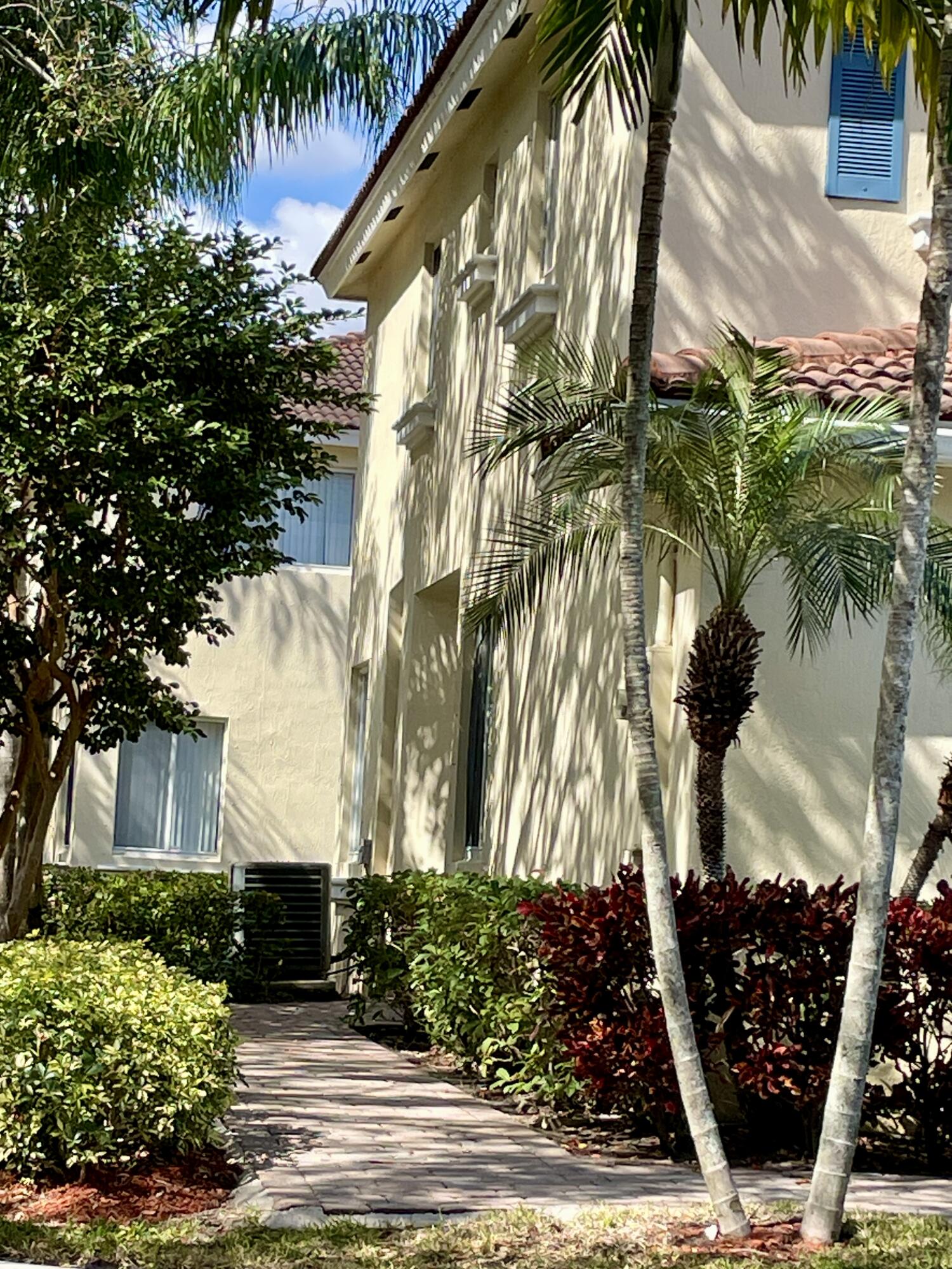 QUANTUM PARK TOWNHOMES - Residential