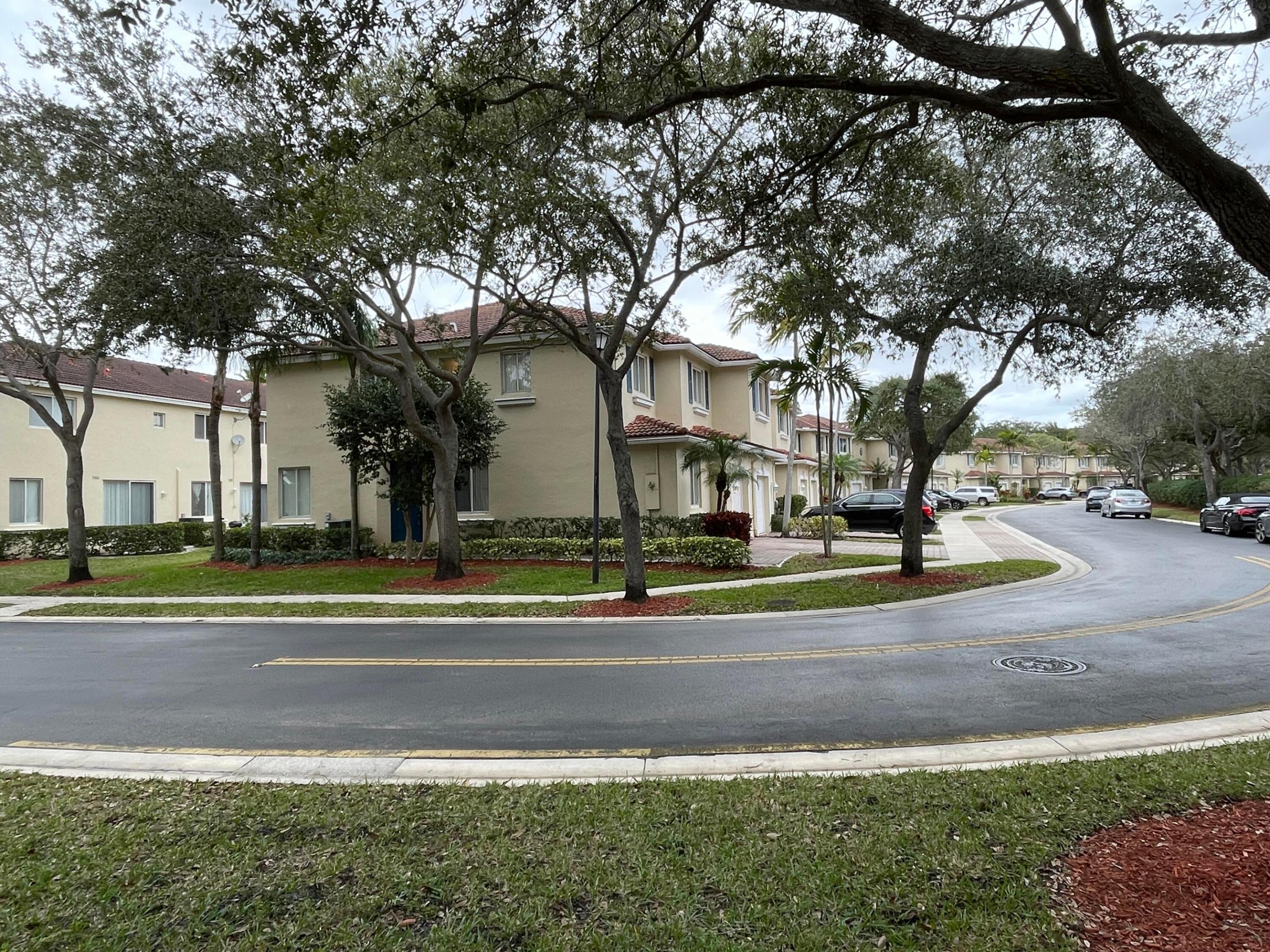 QUANTUM PARK TOWNHOMES - Residential