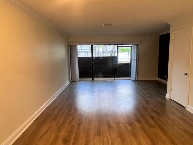 HIDDEN OAKS TOWNHOUSES - Residential Lease