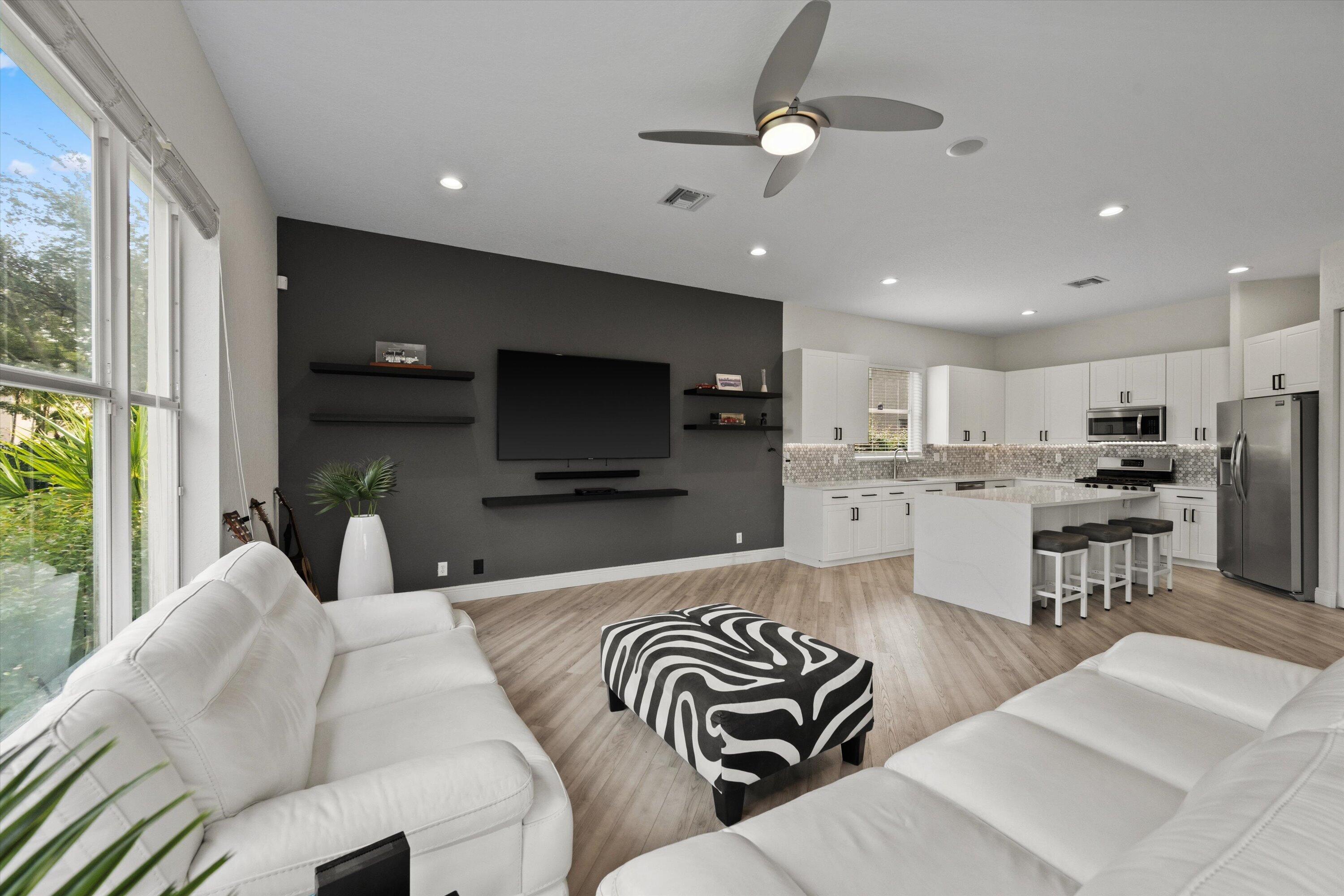 BLACK DIAMOND PH 1 - Residential