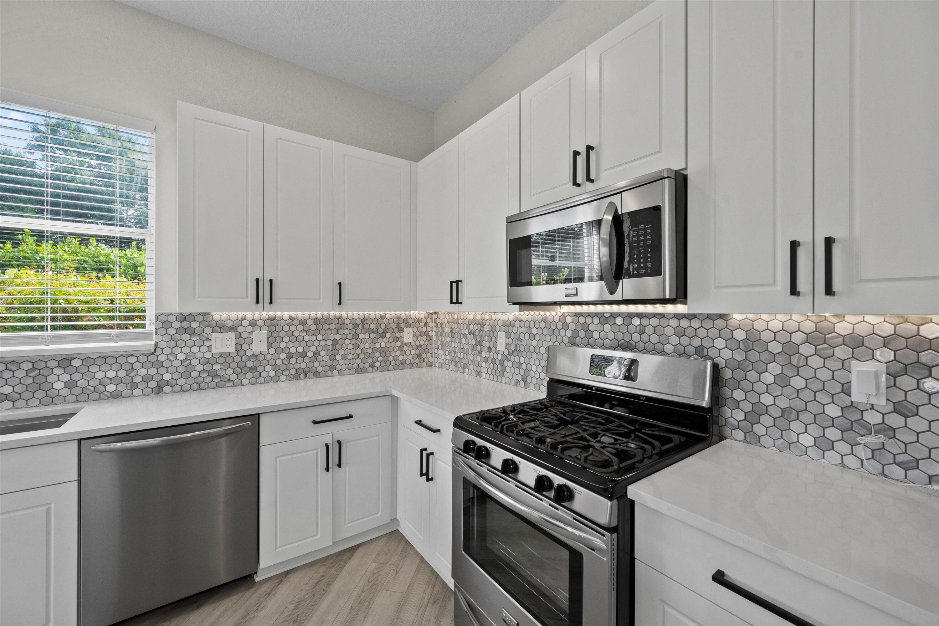 BLACK DIAMOND PH 1 - Residential