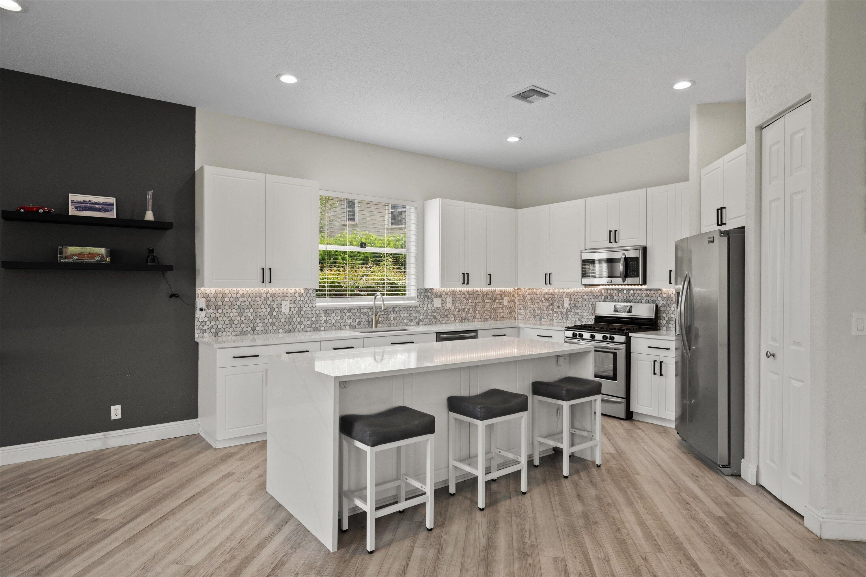BLACK DIAMOND PH 1 - Residential