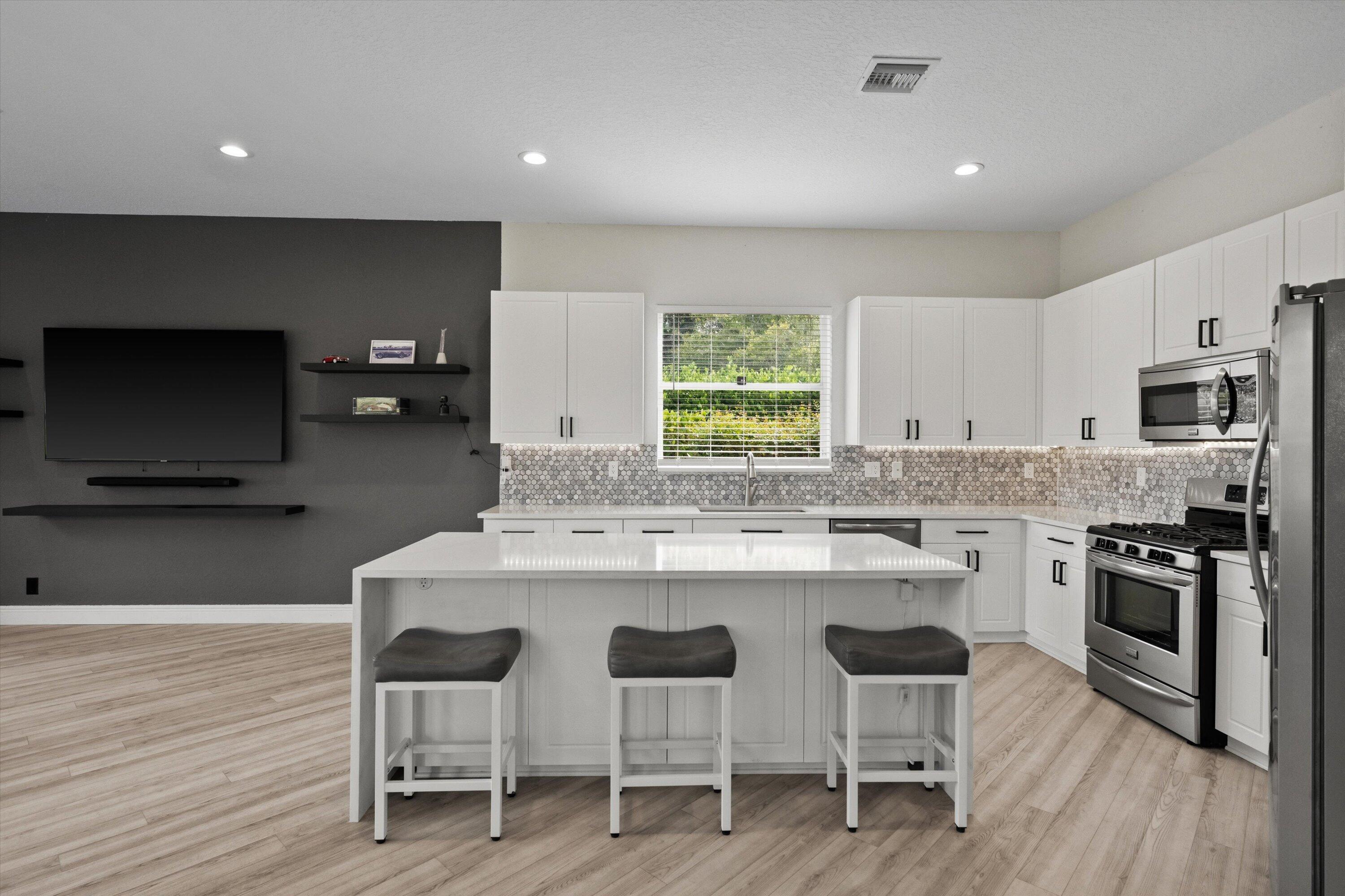 BLACK DIAMOND PH 1 - Residential