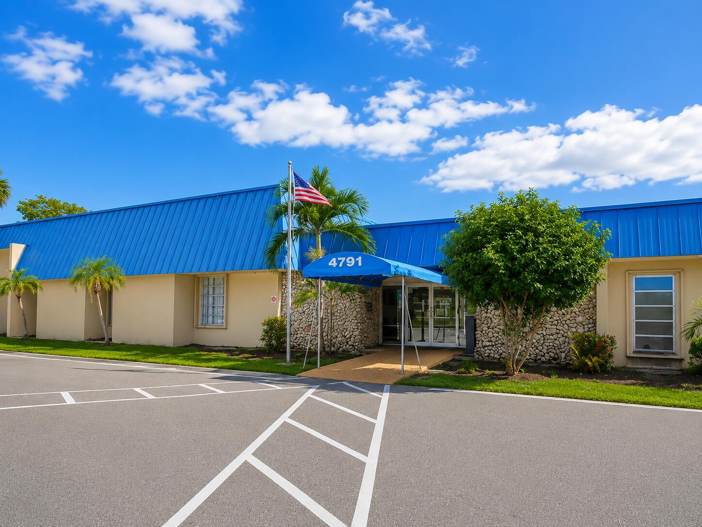 CRYSTAL LAKE 4TH SEC - Residential
