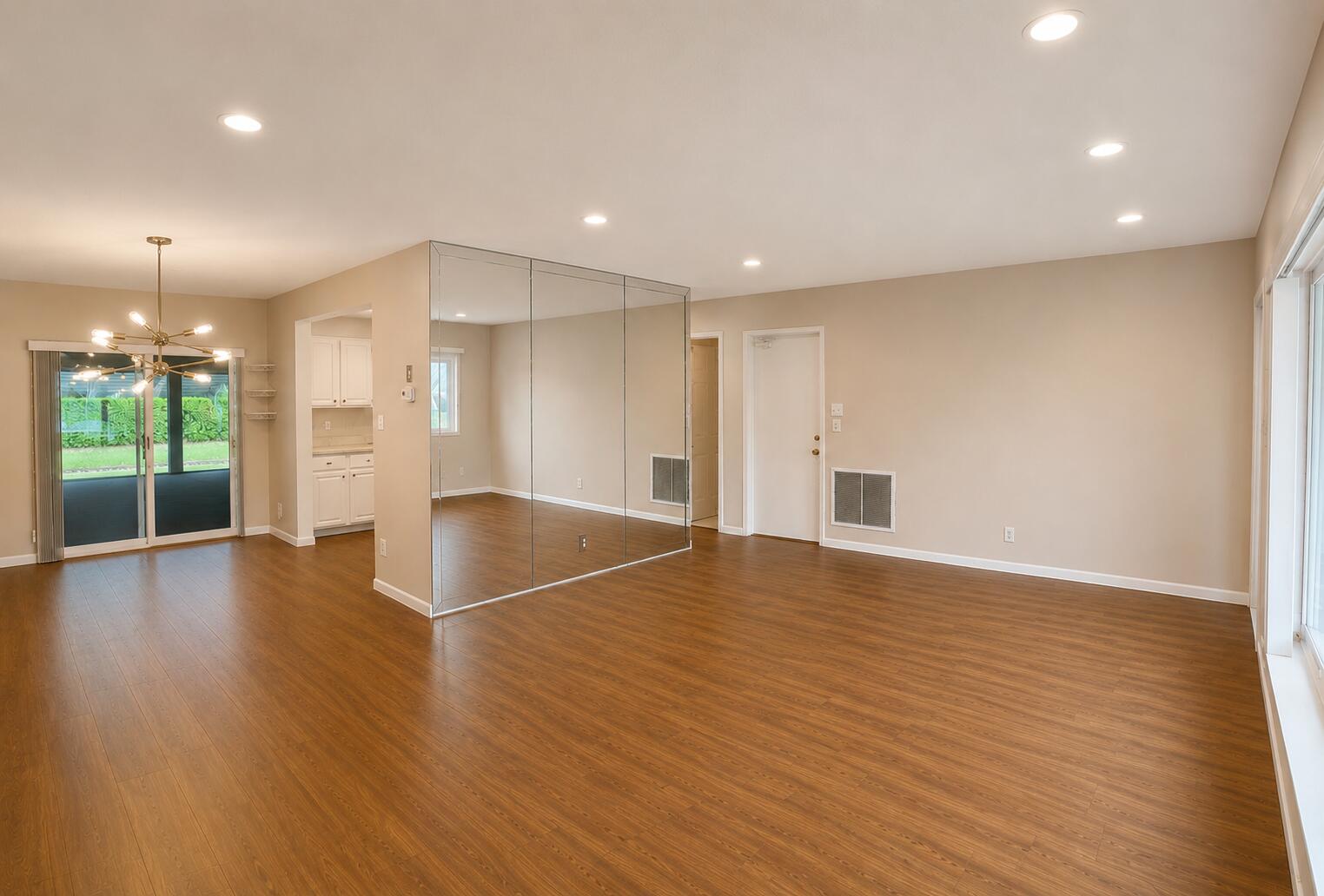 CRYSTAL LAKE 4TH SEC - Residential