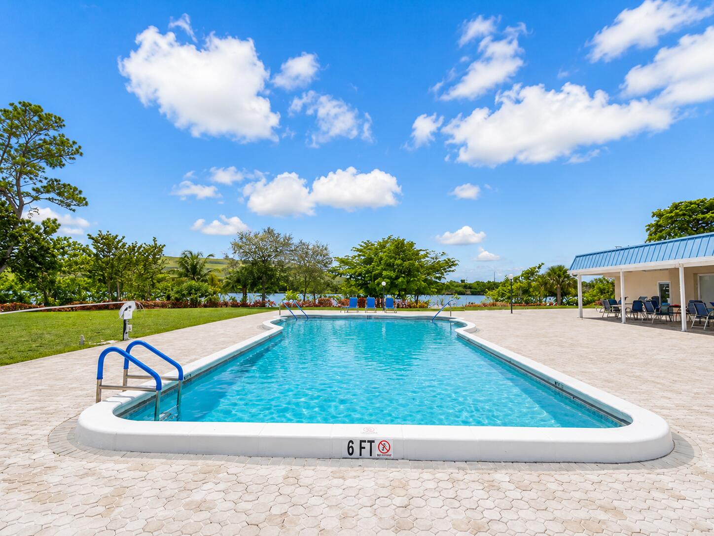 CRYSTAL LAKE 4TH SEC - Residential