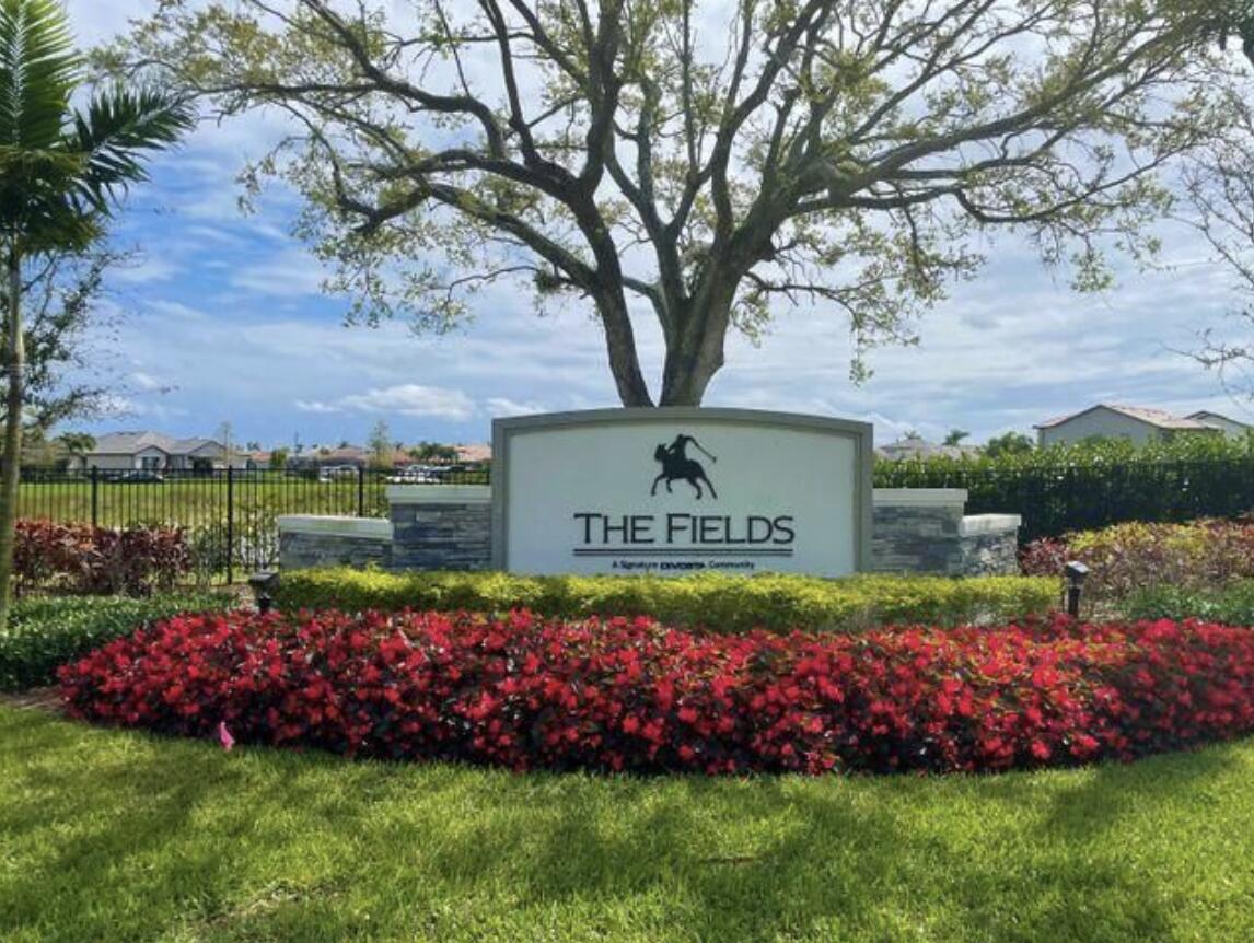 FIELDS AT GULFSTREAM POLO - Residential Lease