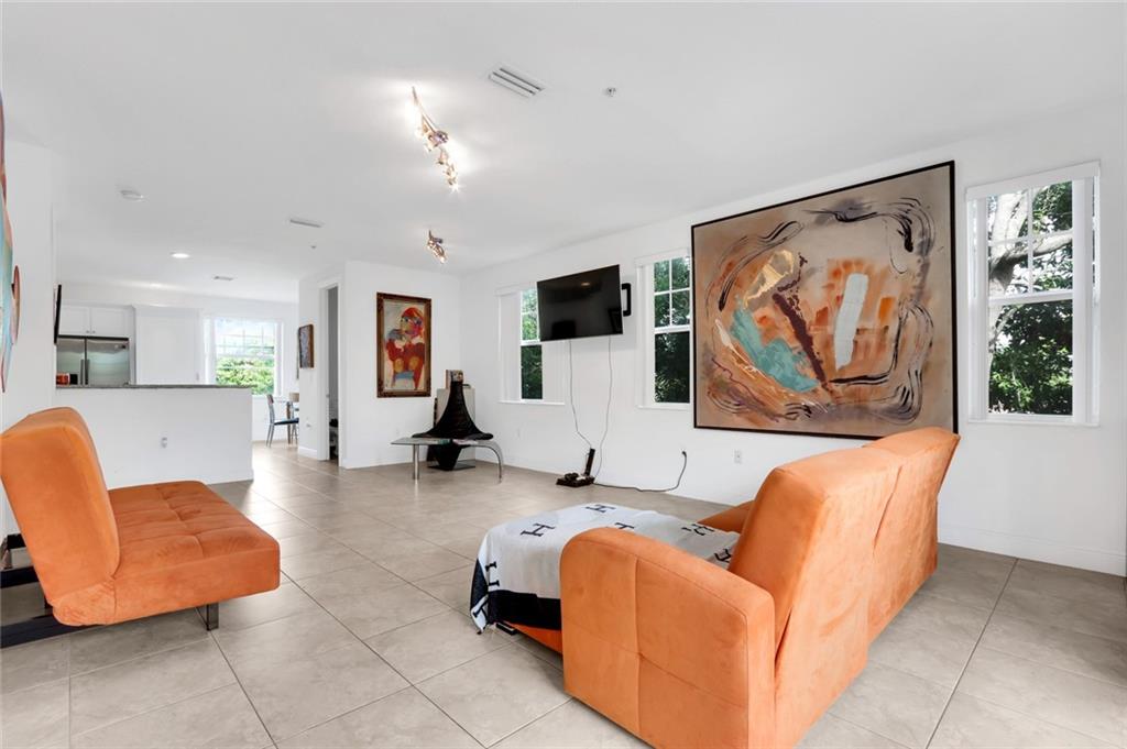Coconut Walk - Residential