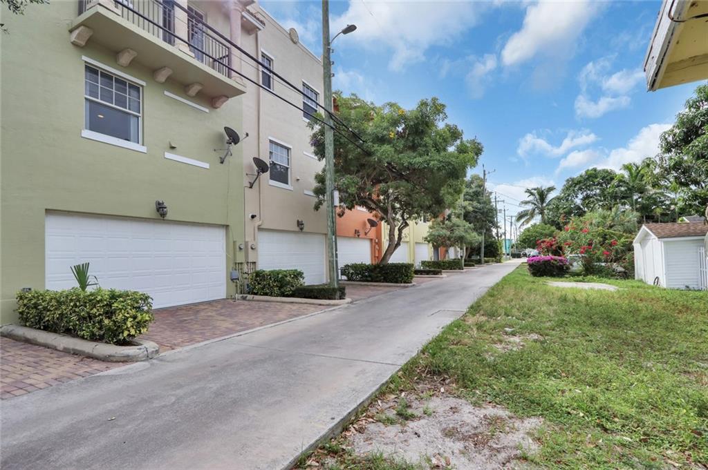 Coconut Walk - Residential