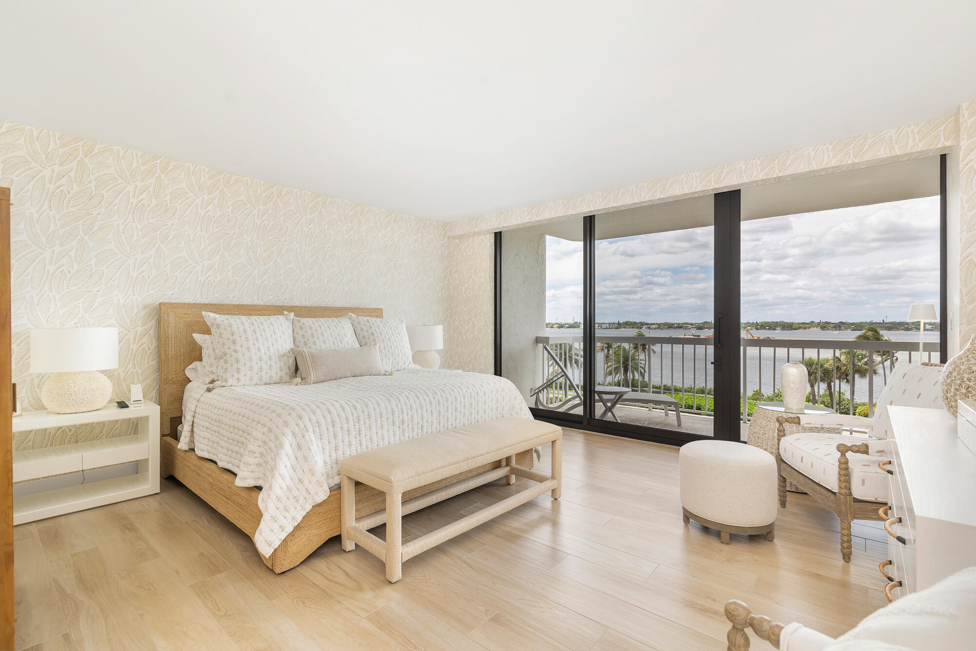MERIDIAN OF PALM BEACH CONDO - Residential
