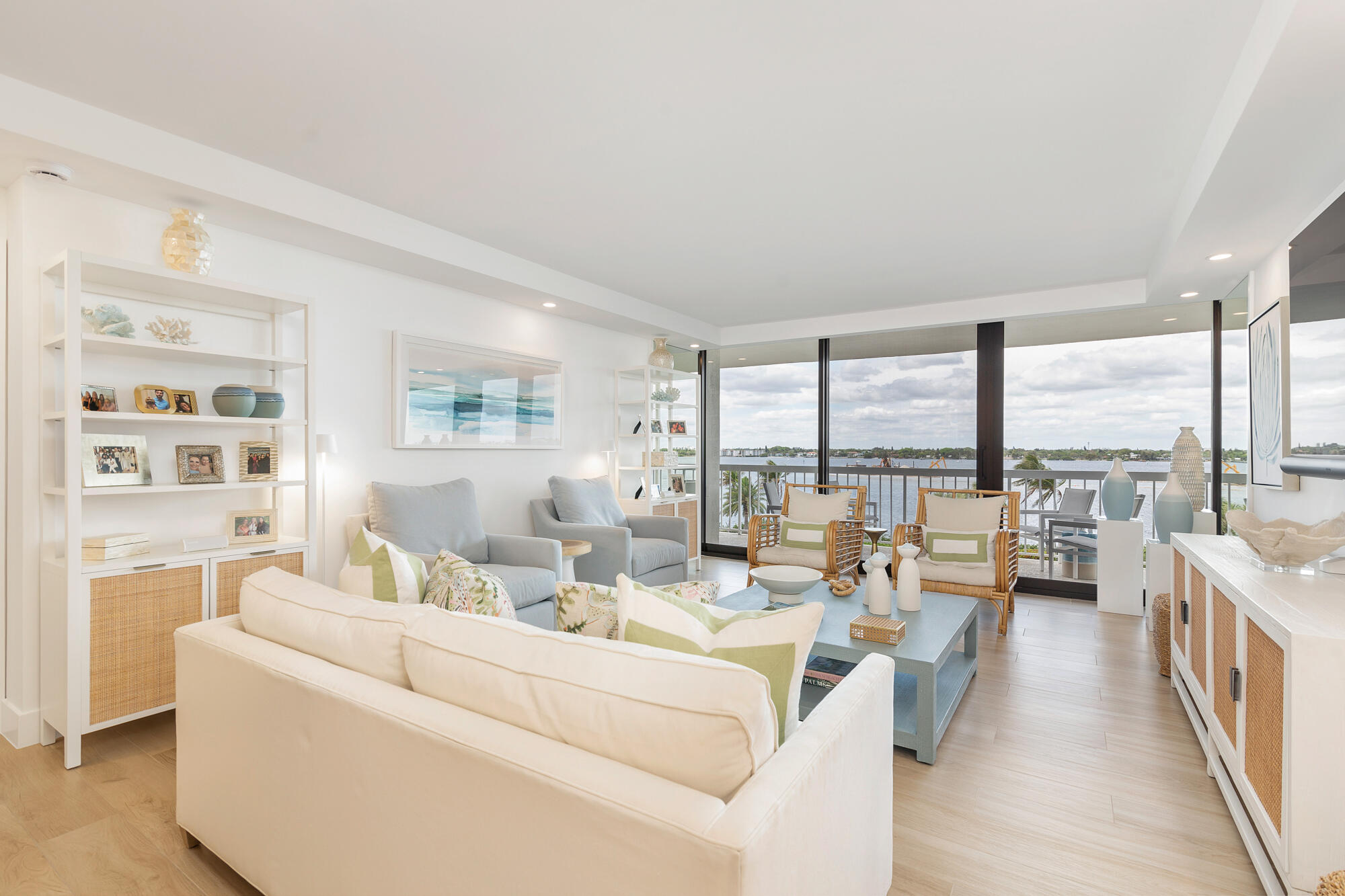 MERIDIAN OF PALM BEACH CONDO - Residential