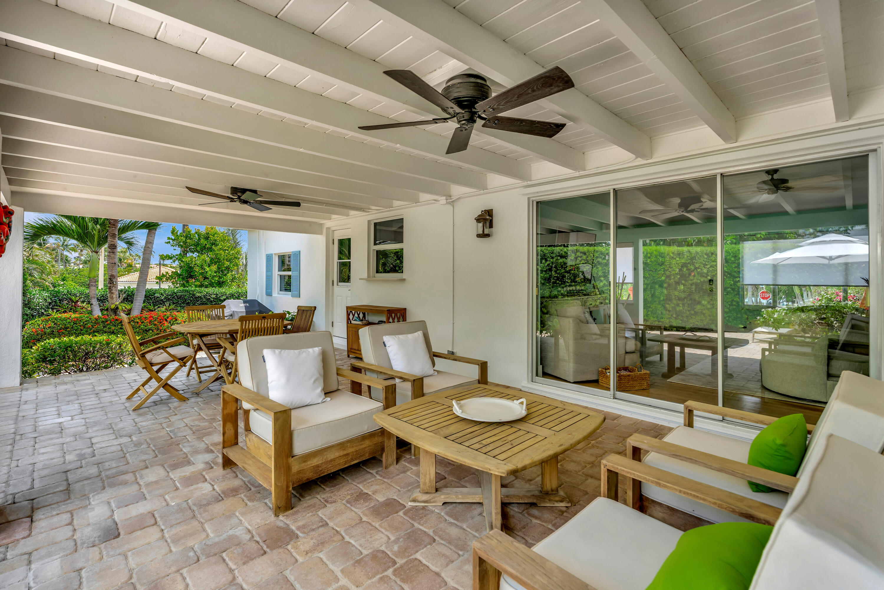 JUNO BEACH 1ST ADD - Residential