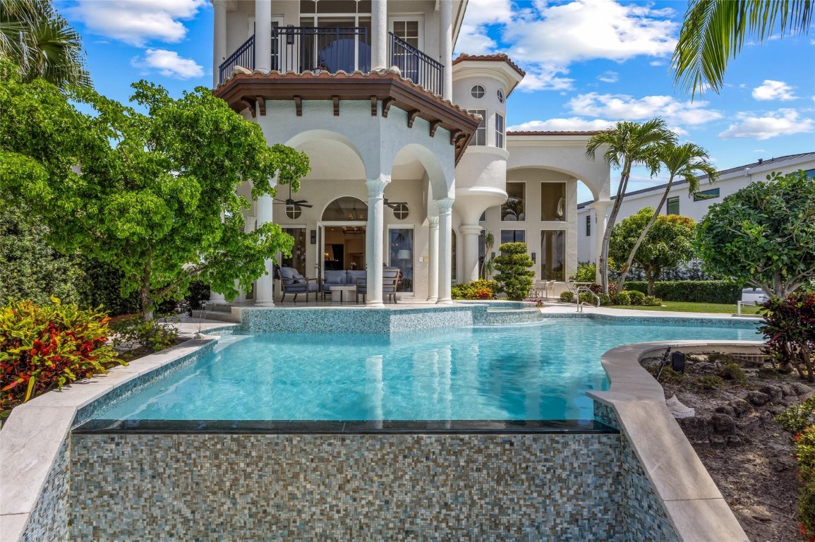 Lighthouse Point 5th Sec - Residential