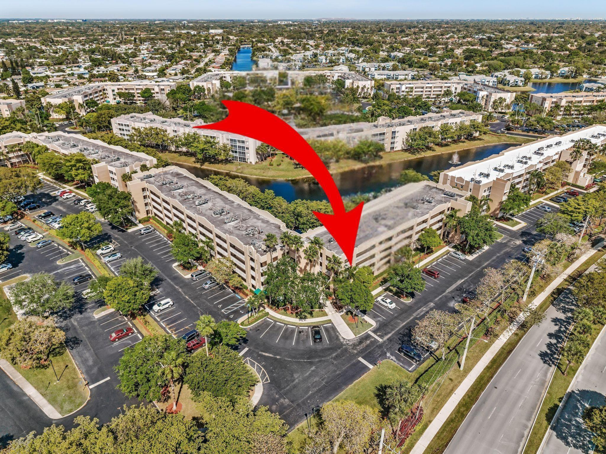 Lovely home, hardly occupied. Gourgase* 2-bed, 1.5-bath condo with stunning WATER VIEW is in the desirable Weldon community. This unique home features a gorgeous, open-plan kitchen with New White Cabinets & Granite Countertop overlooking the living/dining area & screened balcony. Top-of-the-line stainless steel appliances. Beautiful tile flooring in the living area—stunning wood flooring in the bedrooms. The master suite offers walk-in closets. An ample layout & an excellent split floorplan. New Closet Doors in the 2nd bedroom & hallway closet. Light & bright. Large sliding doors stack away to enhance your private & relaxing balcony—parking is next to the unit. *This building is FHA-approved. Enjoy the amenities of Kings Point, including a state-of-the-art performing arts center & theater.