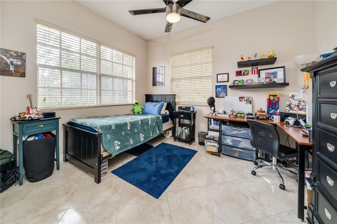 CYPRESS POINTE II AT HERON BAY - Residential Lease