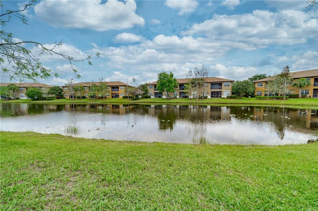 CYPRESS POINTE II AT HERON BAY - Residential Lease