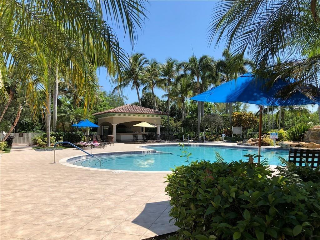 CYPRESS POINTE II AT HERON BAY - Residential Lease