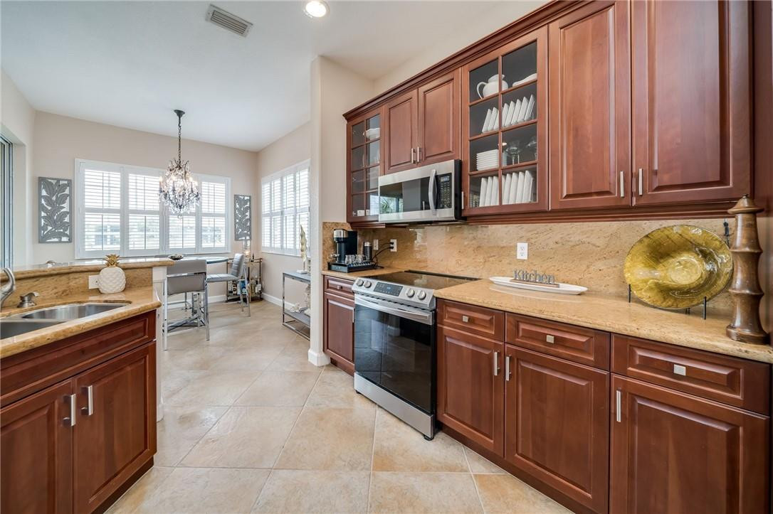 CYPRESS POINTE II AT HERON BAY - Residential Lease