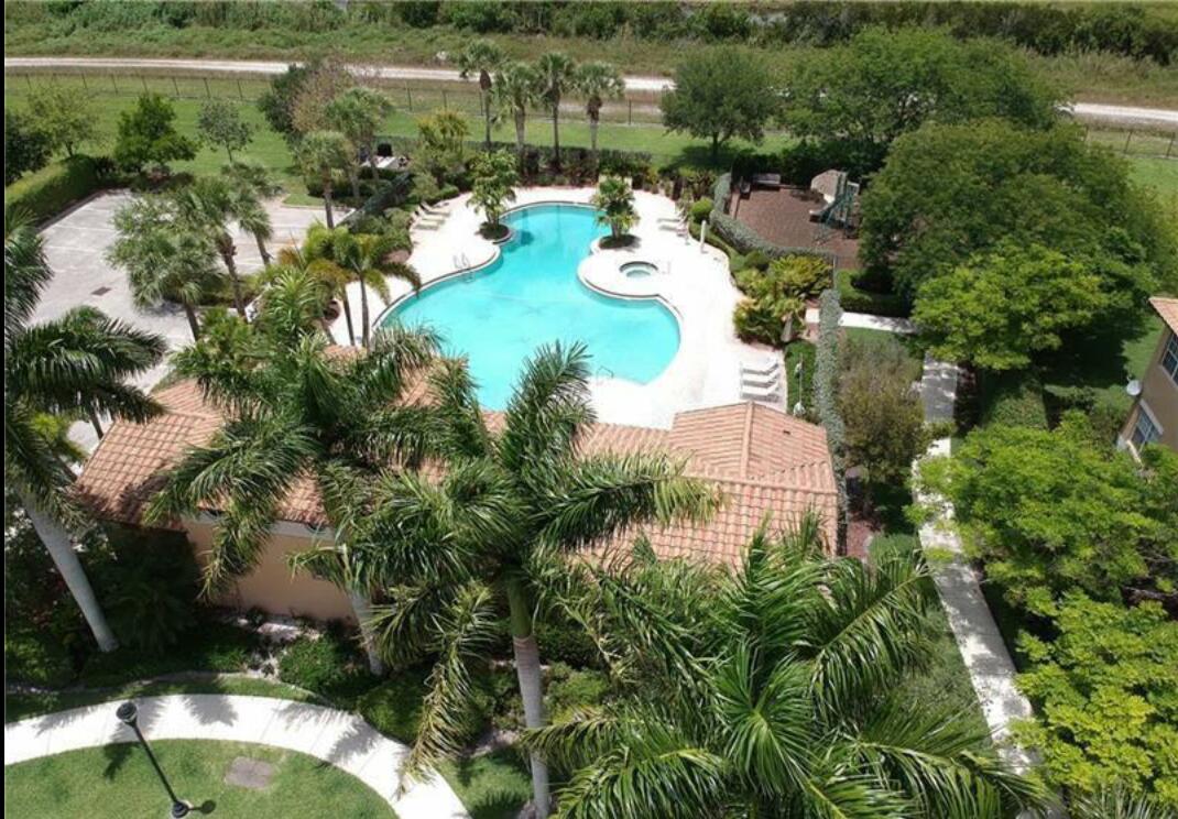 CYPRESS POINTE II AT HERON BAY - Residential Lease