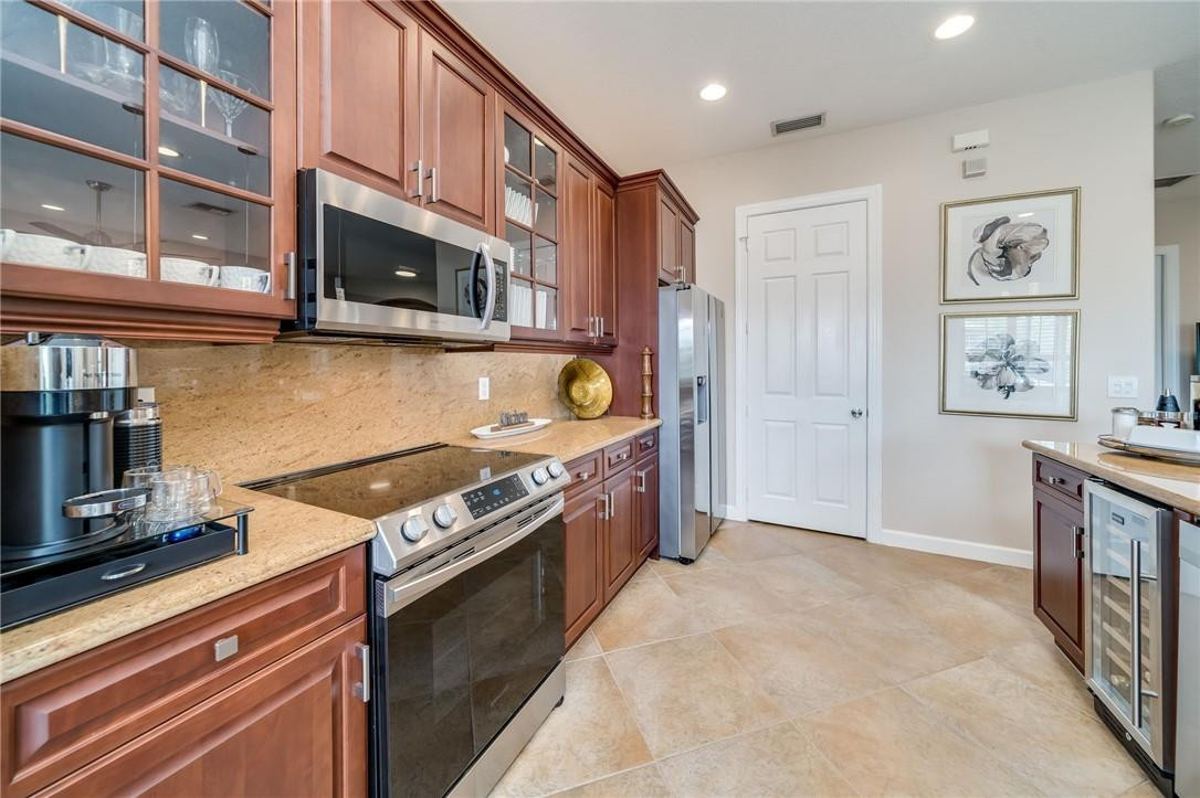 CYPRESS POINTE II AT HERON BAY - Residential Lease