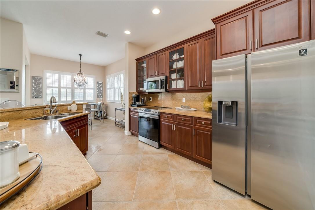CYPRESS POINTE II AT HERON BAY - Residential Lease