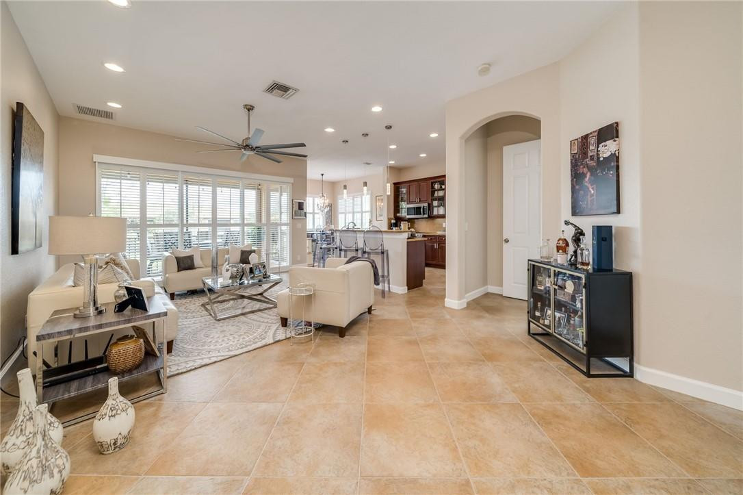 CYPRESS POINTE II AT HERON BAY - Residential Lease