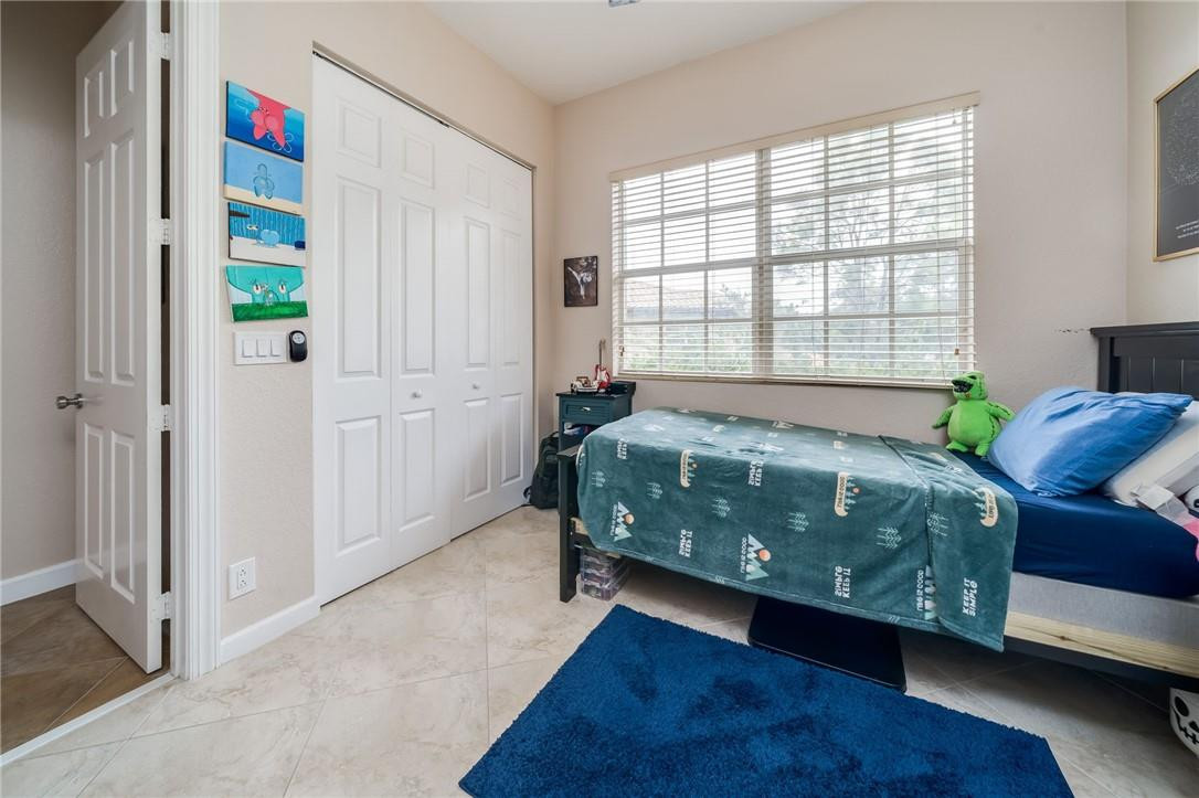 CYPRESS POINTE II AT HERON BAY - Residential Lease