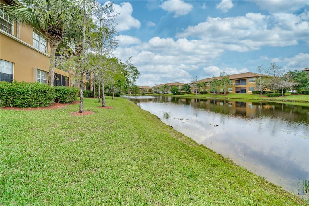 CYPRESS POINTE II AT HERON BAY - Residential Lease