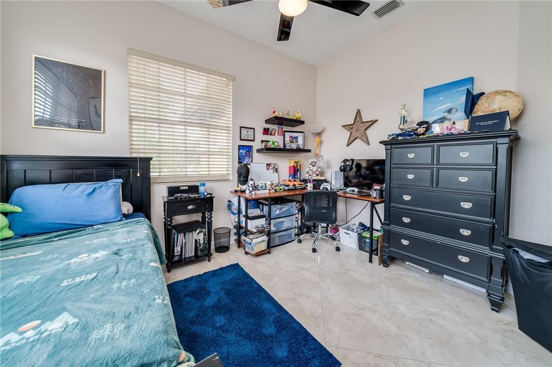 CYPRESS POINTE II AT HERON BAY - Residential Lease