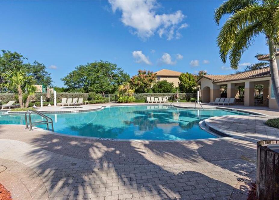 CYPRESS POINTE II AT HERON BAY - Residential Lease