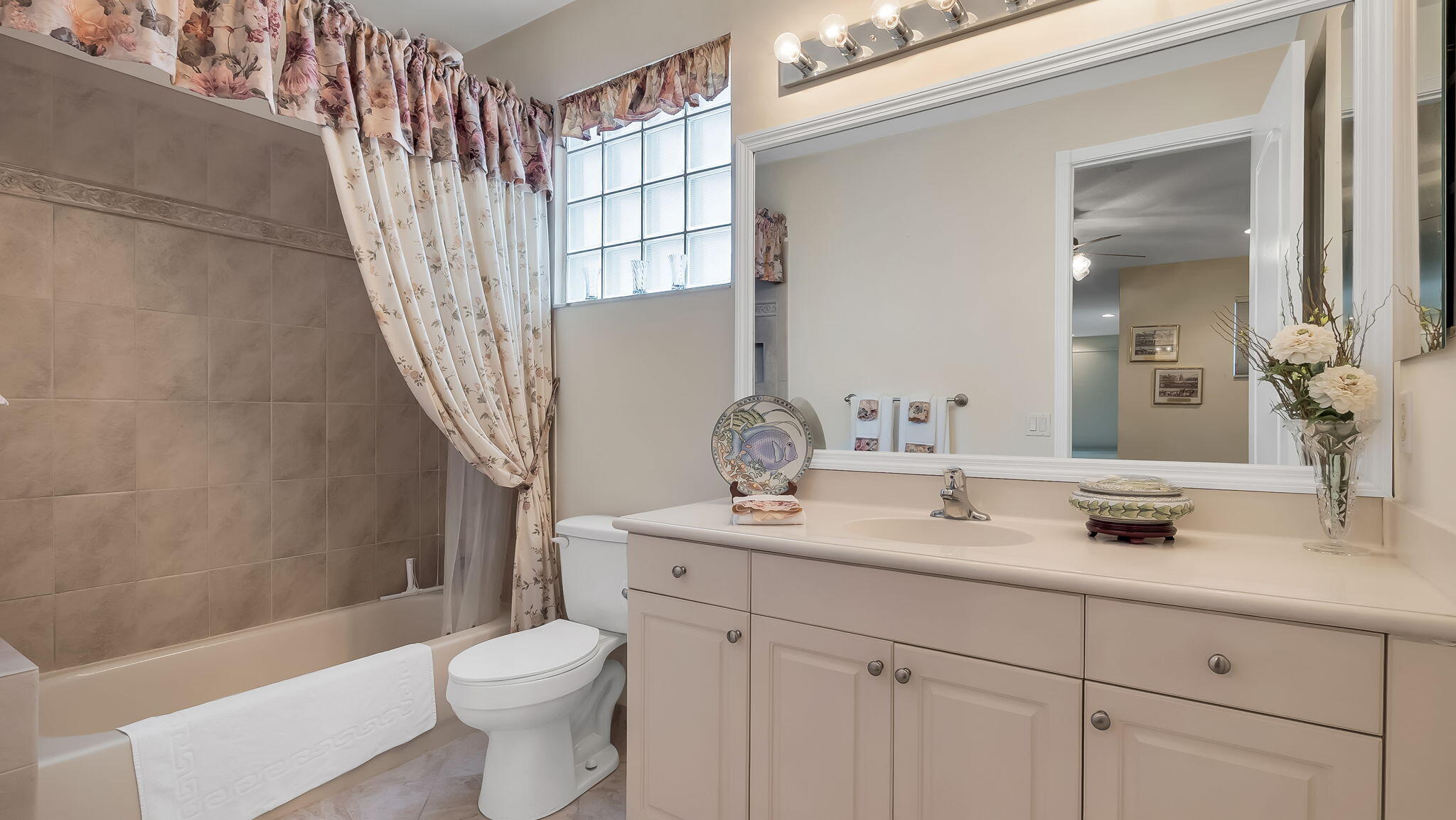 MIZNER FALLS - Residential
