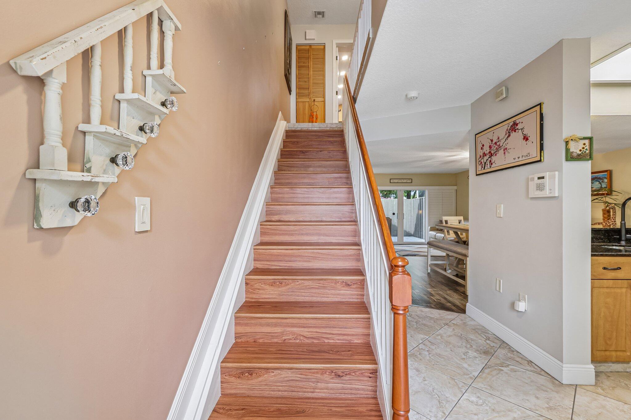 PEMBROKE LAKES SECTION SEVEN - Residential