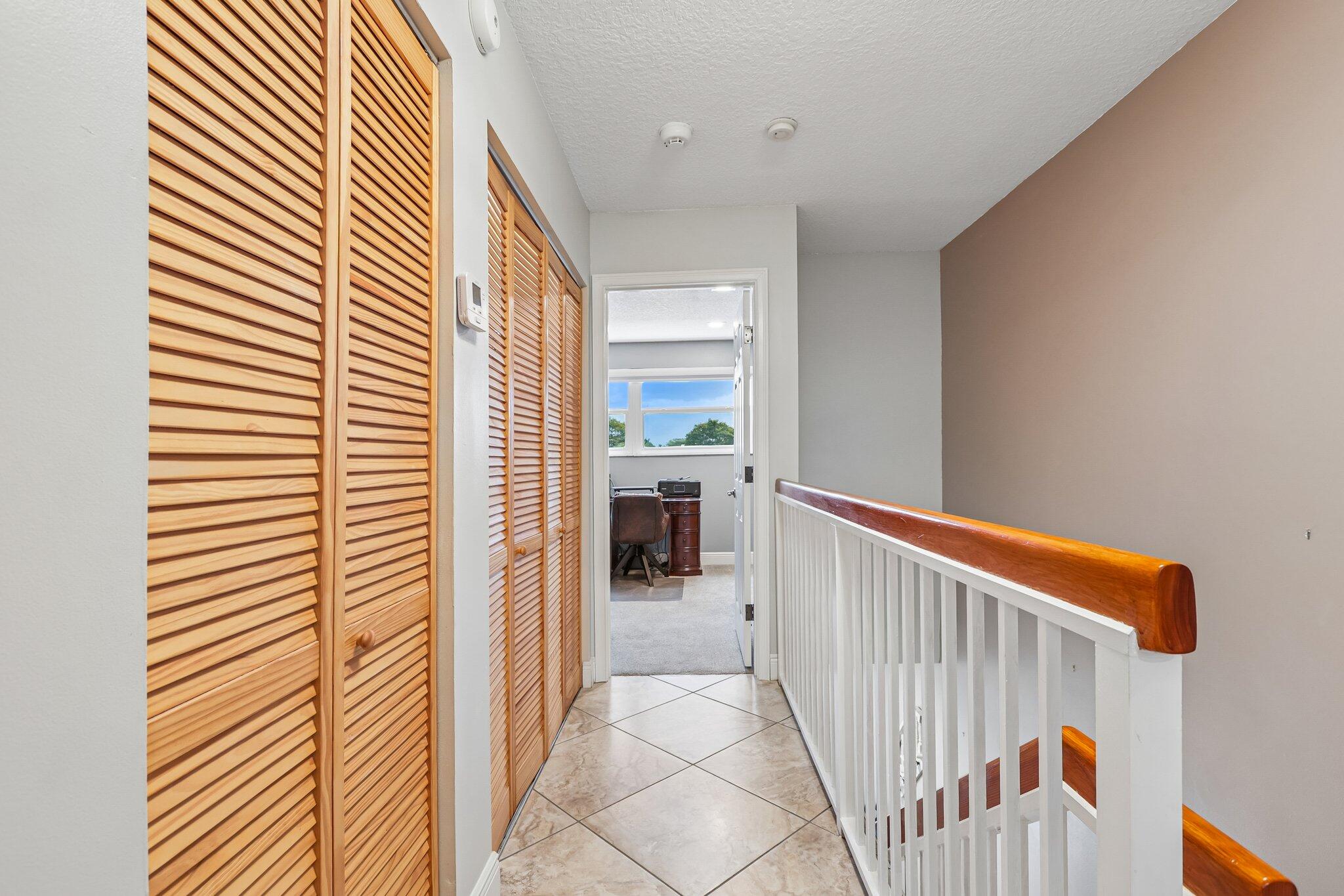 PEMBROKE LAKES SECTION SEVEN - Residential
