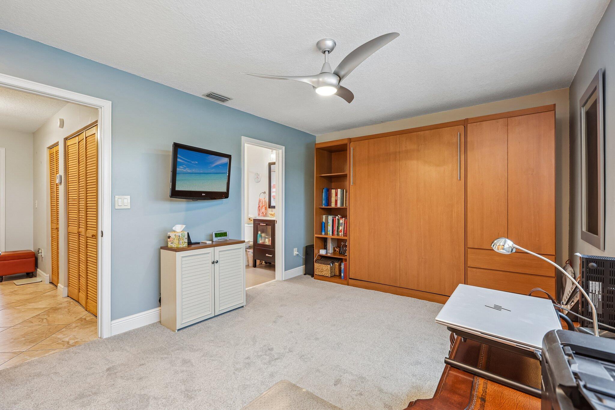 PEMBROKE LAKES SECTION SEVEN - Residential