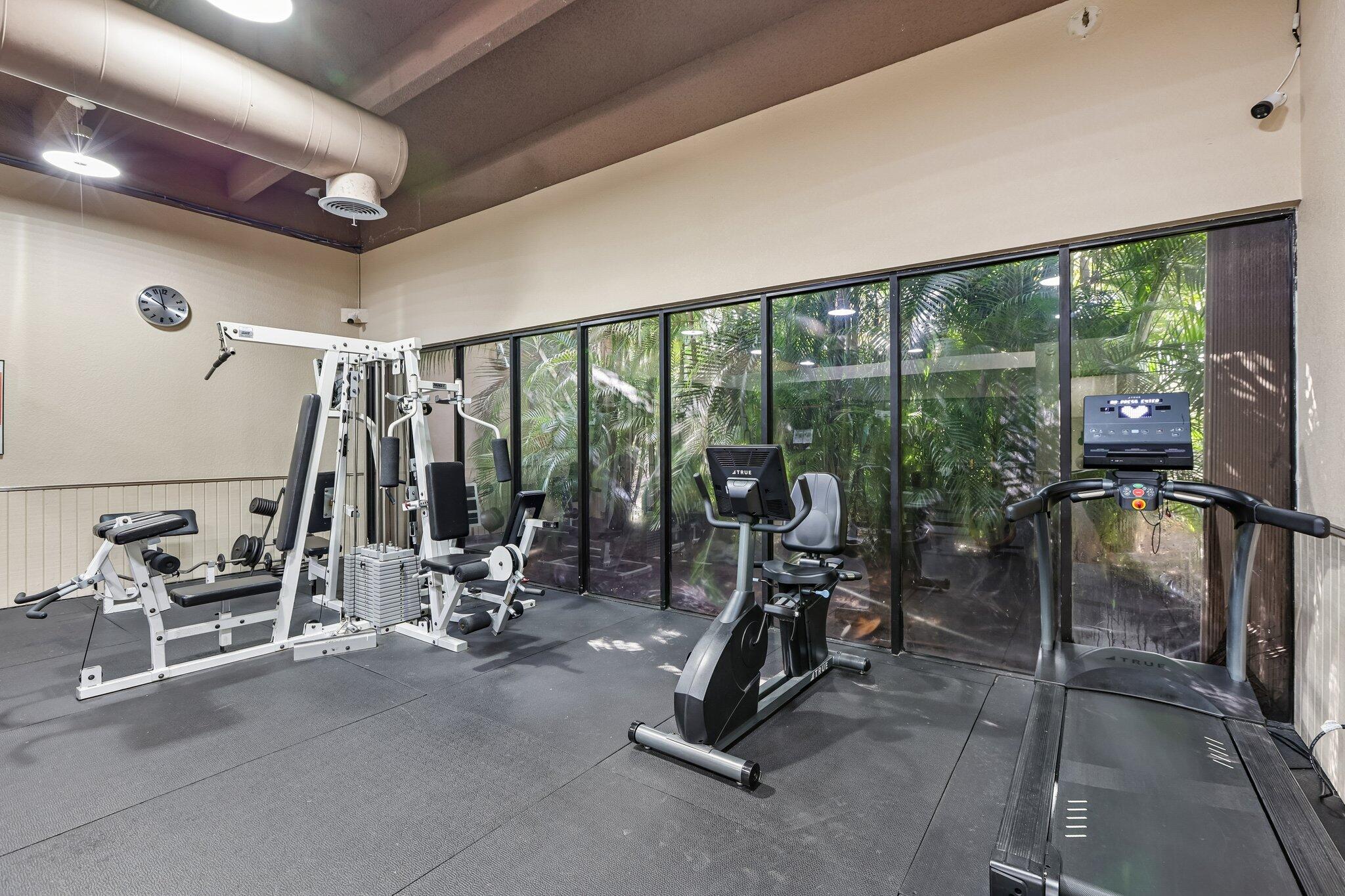 PEMBROKE LAKES SECTION SEVEN - Residential