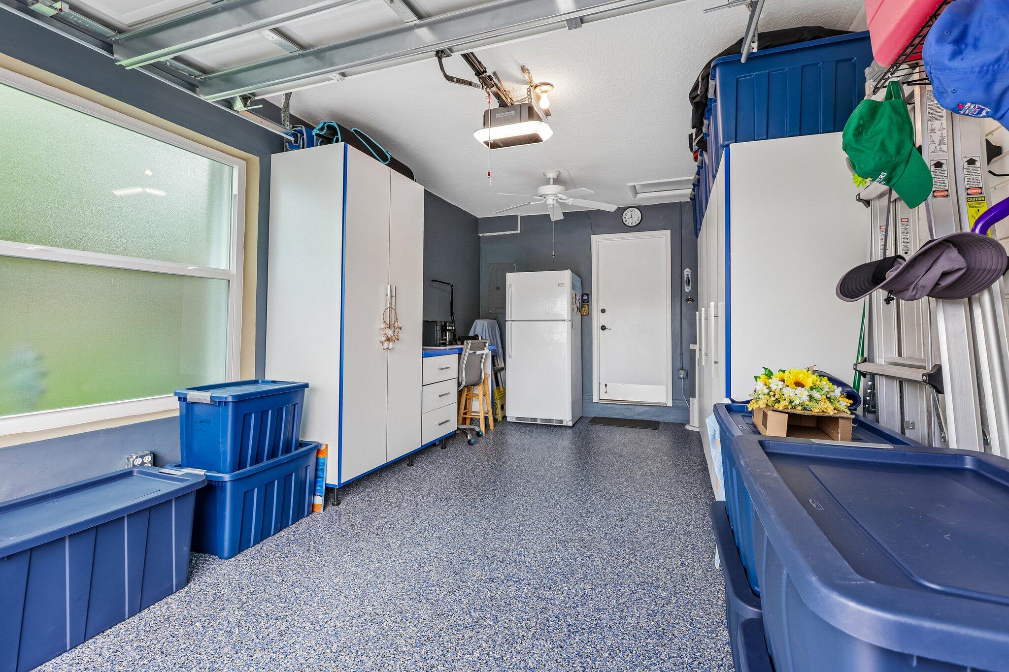 PEMBROKE LAKES SECTION SEVEN - Residential