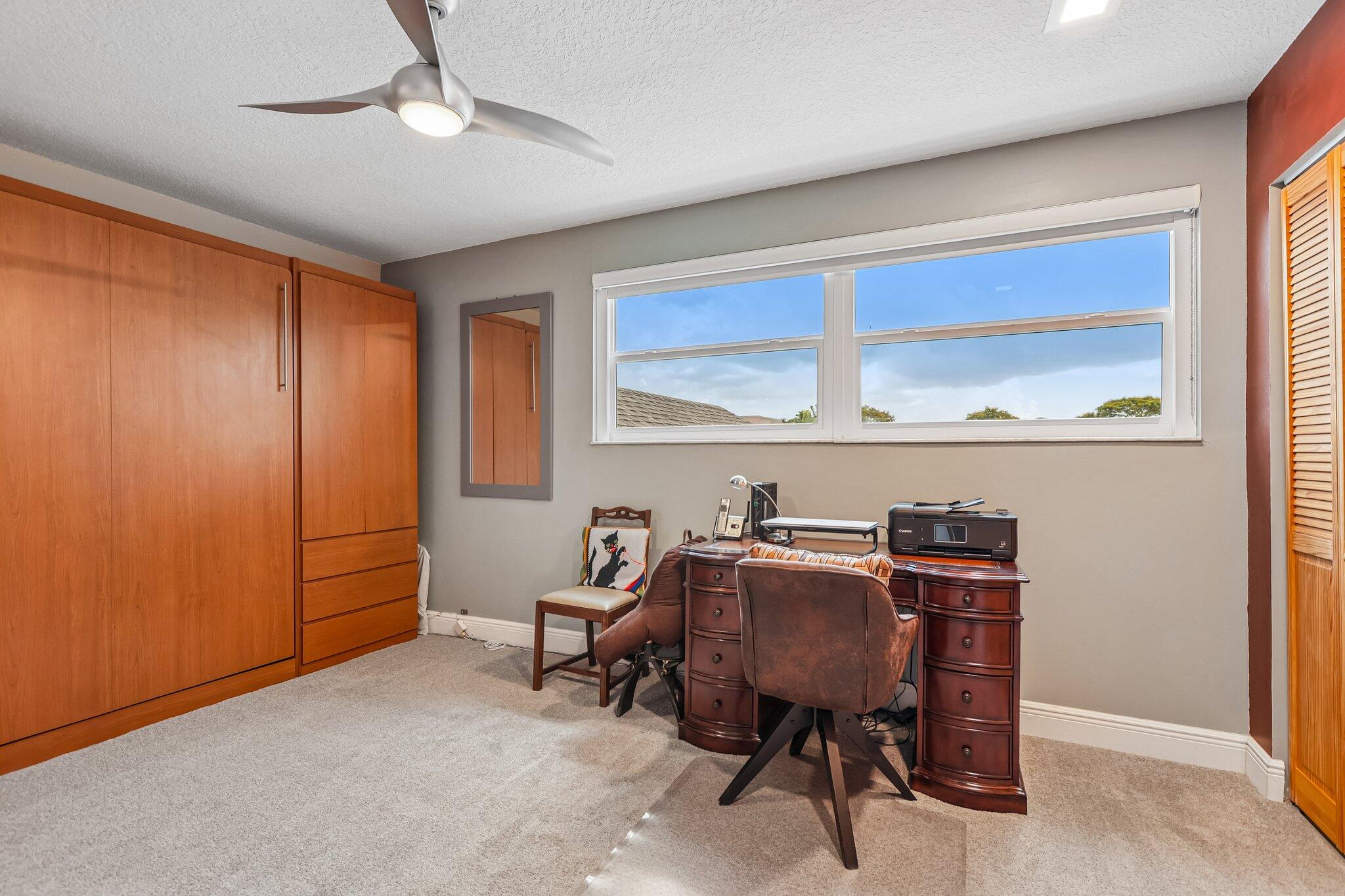 PEMBROKE LAKES SECTION SEVEN - Residential