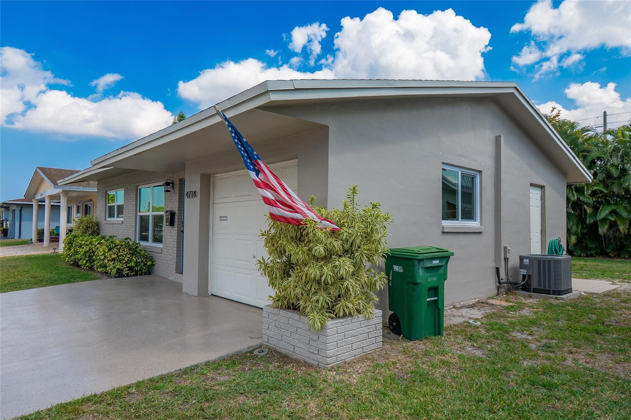 MAINLANDS OF TAMARAC LAKES - Residential