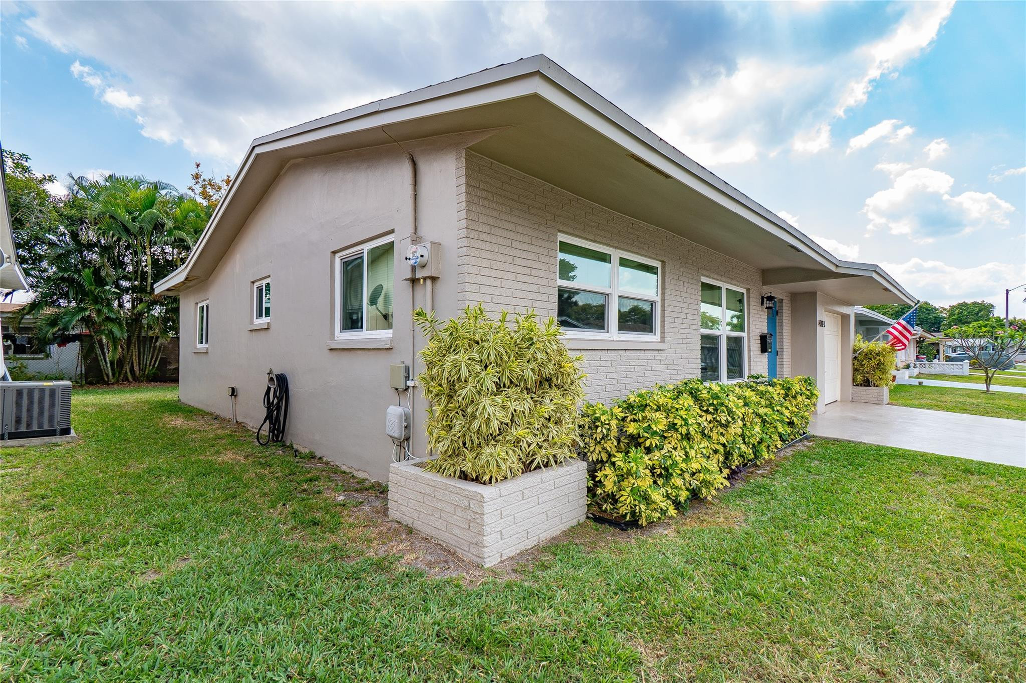 MAINLANDS OF TAMARAC LAKES - Residential