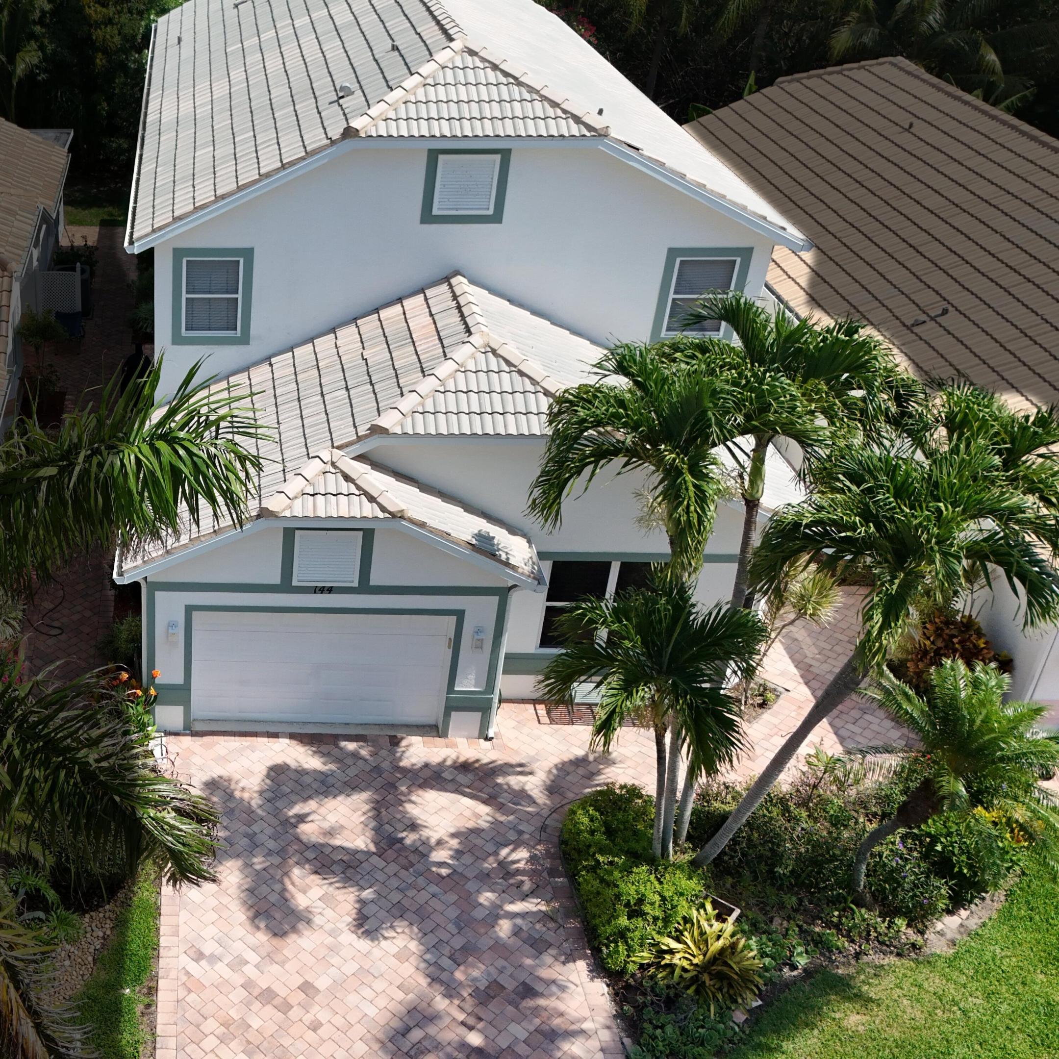 BAY TREE - Residential
