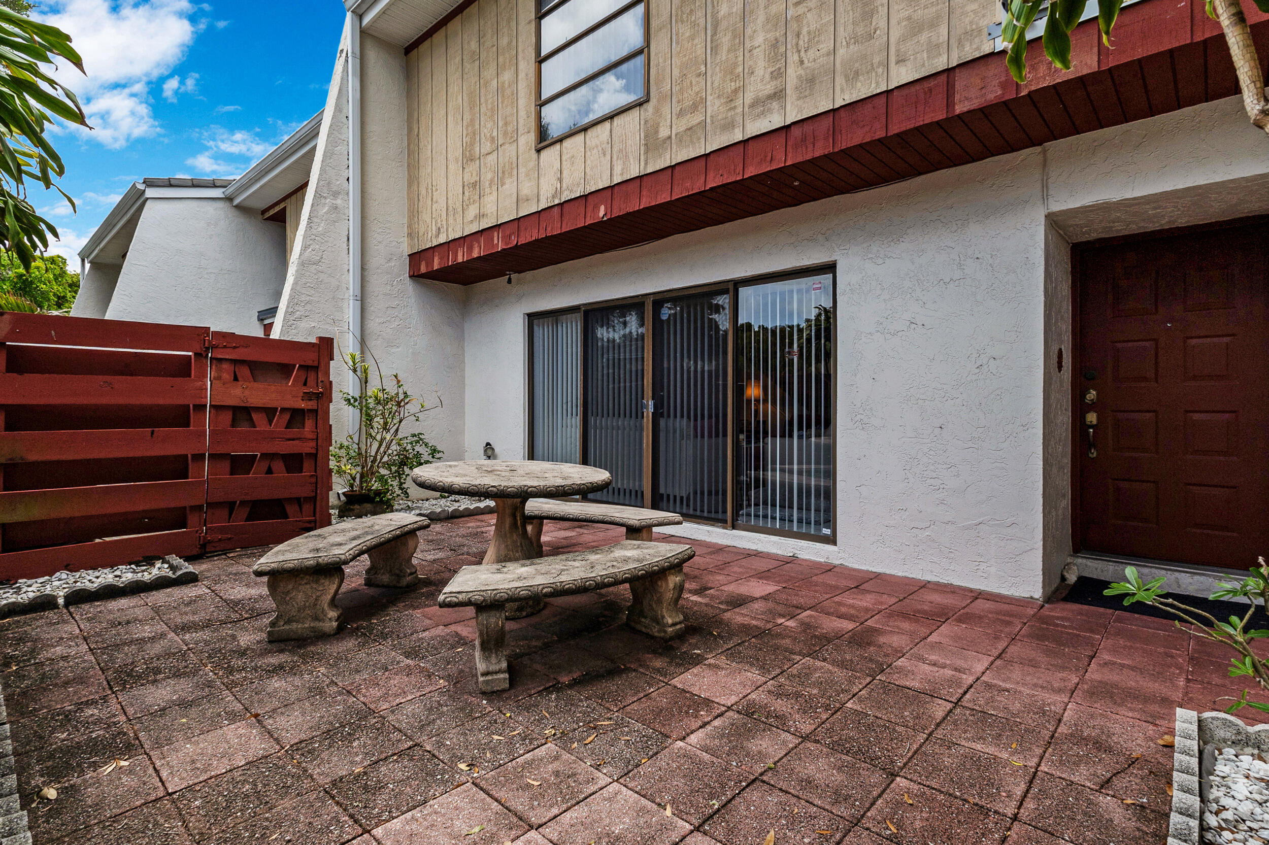 Lakes Of Emerald Hills - Residential
