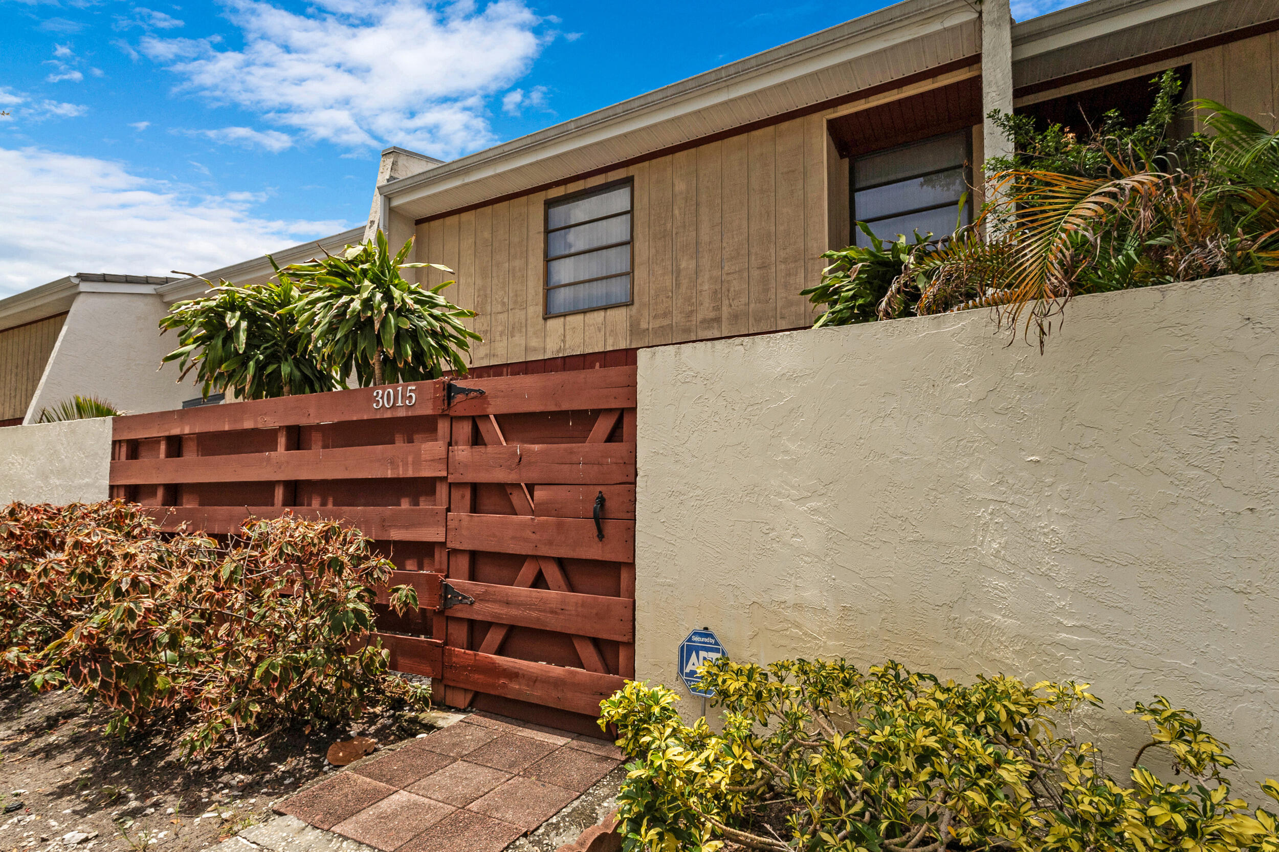 Lakes Of Emerald Hills - Residential