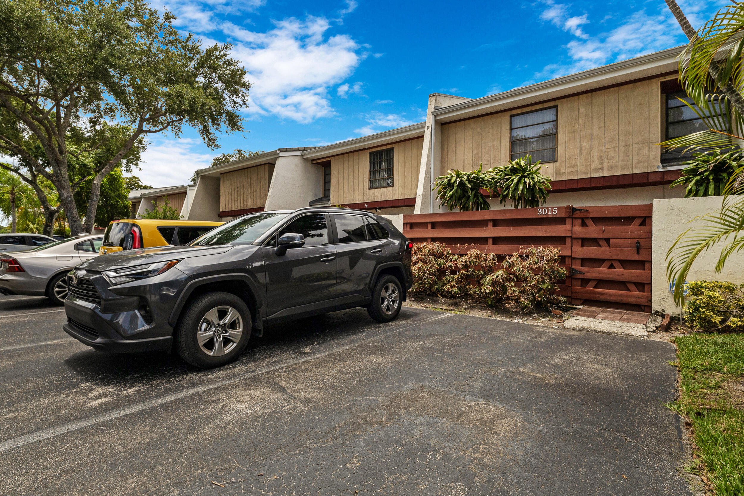Lakes Of Emerald Hills - Residential
