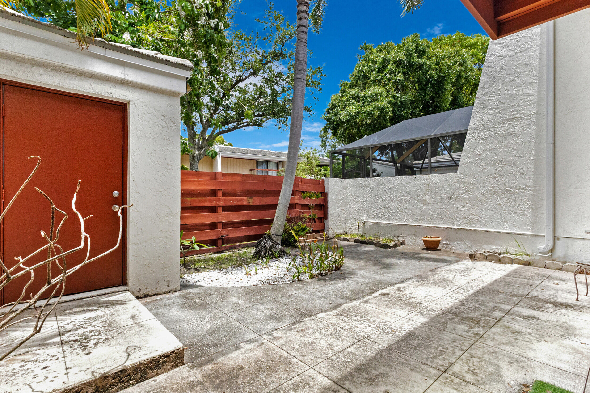 Lakes Of Emerald Hills - Residential