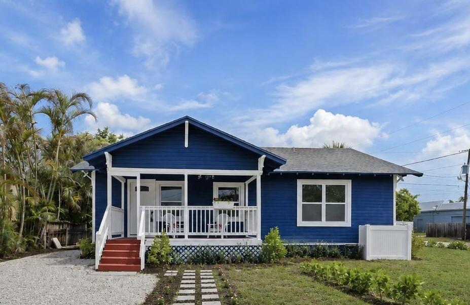 PALM LAKE PARK - Residential Lease