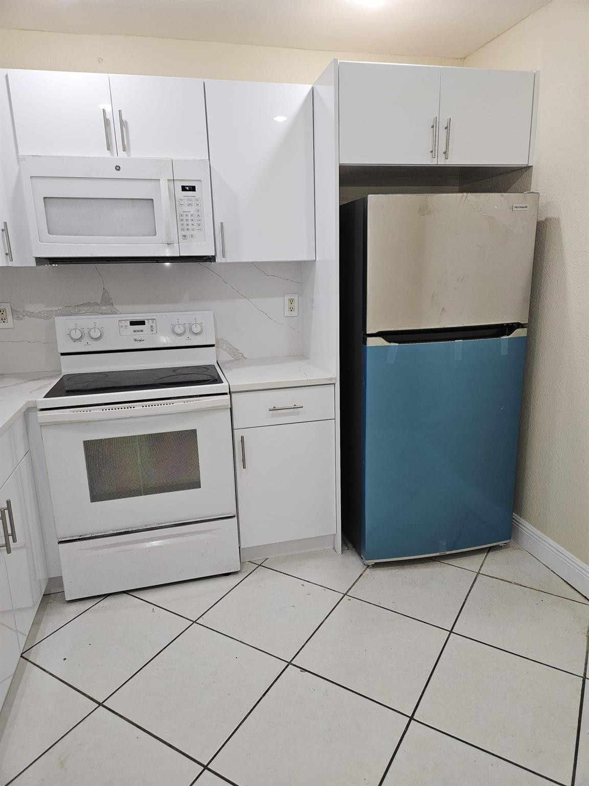 WESTLAND GARDENS CONDO - Residential Lease
