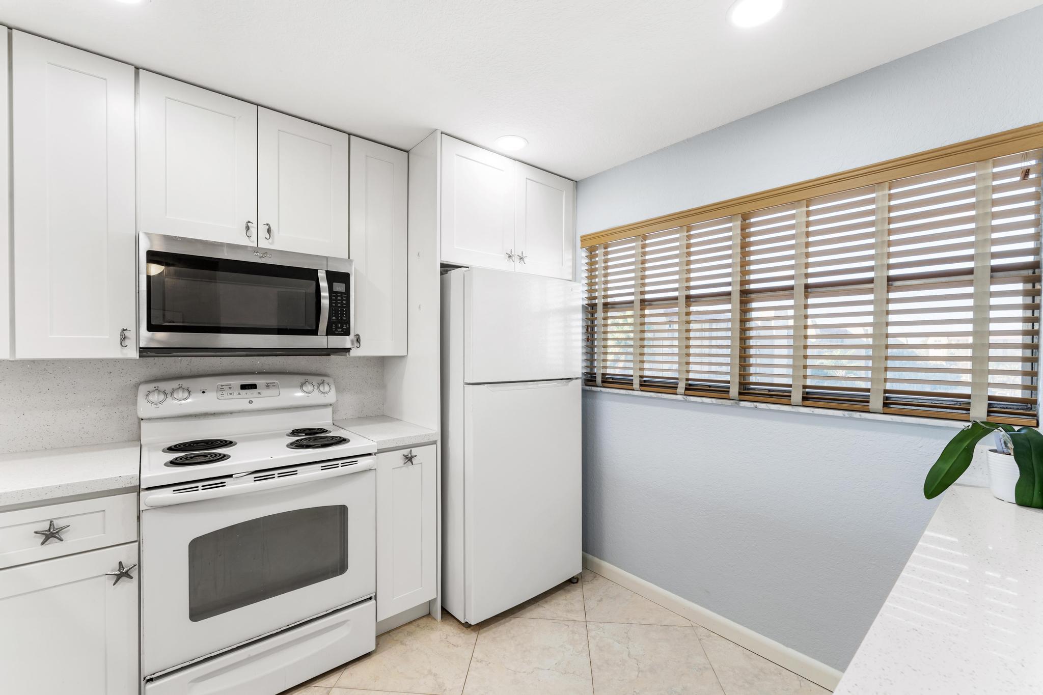 POINCIANA PLACE CONDO 1,2,8 AND 9 - Residential